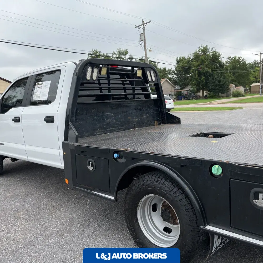 2022 Ford S/D C/C F350 XL