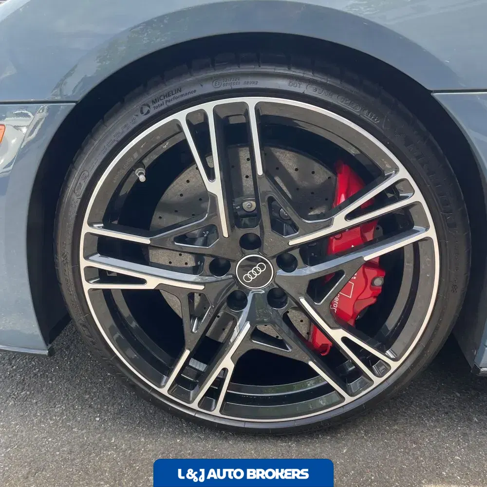 2023 Audi R8 V10