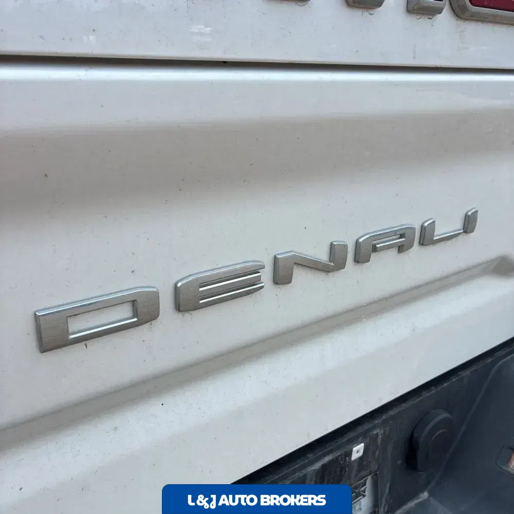 2024 GMC Sierra 2500 Denali