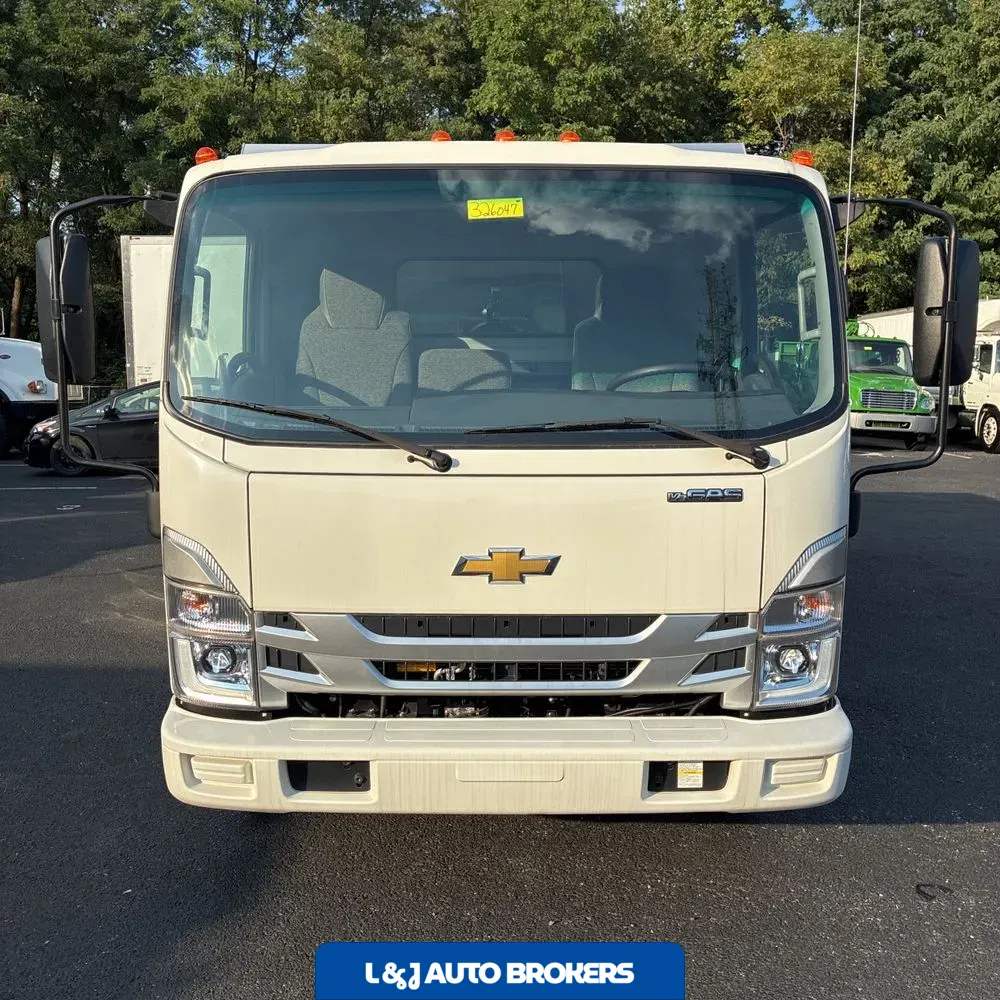 2024 Chevrolet 4500 Low cab forward