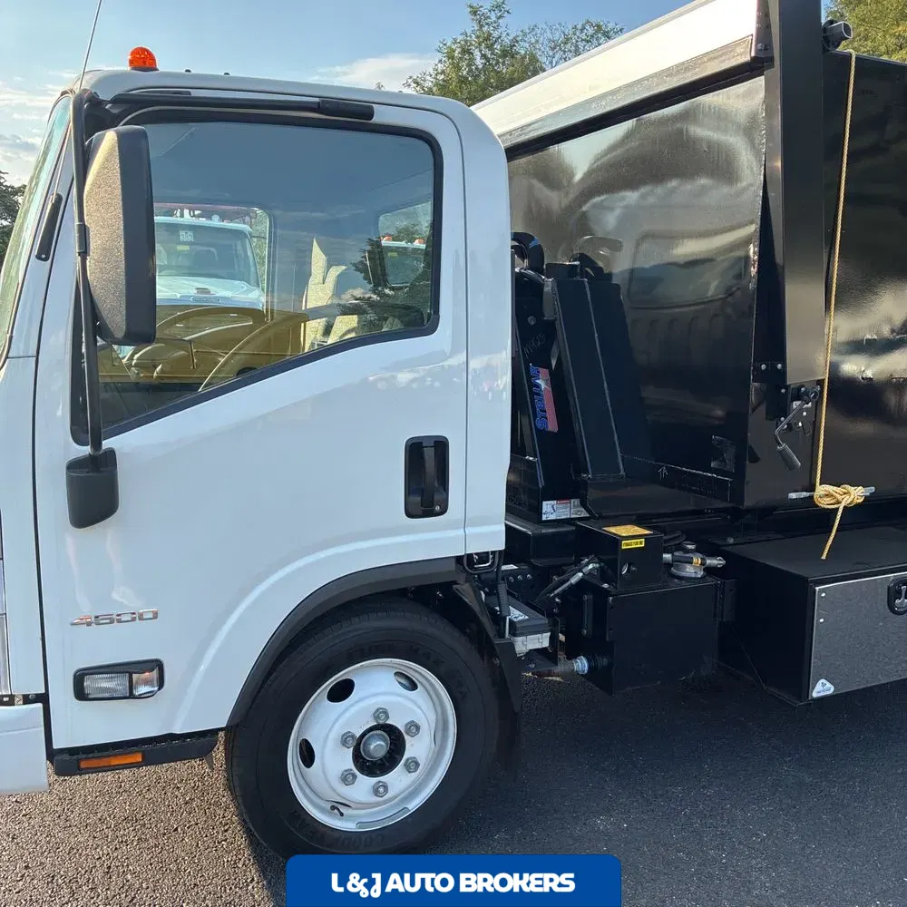 2024 Chevrolet 4500 Low cab forward
