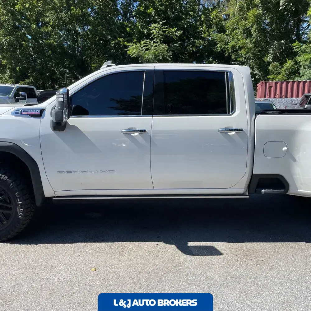 2024 GMC Sierra 3500HD Denali