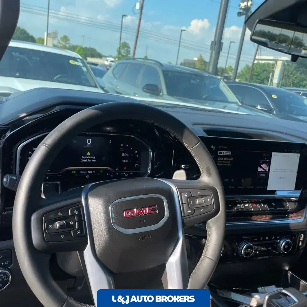 2024 GMC Sierra 1500 Elevation
