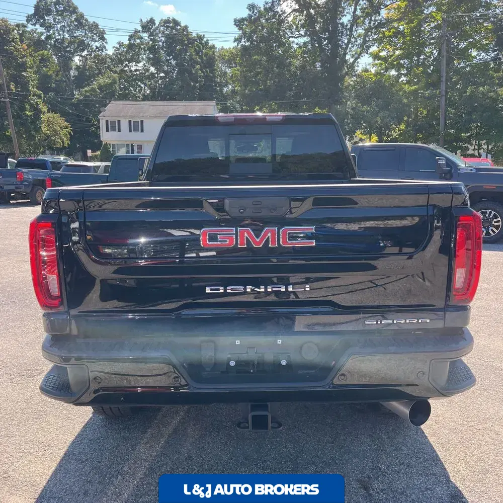 2023 GMC Sierra 2500 Denali
