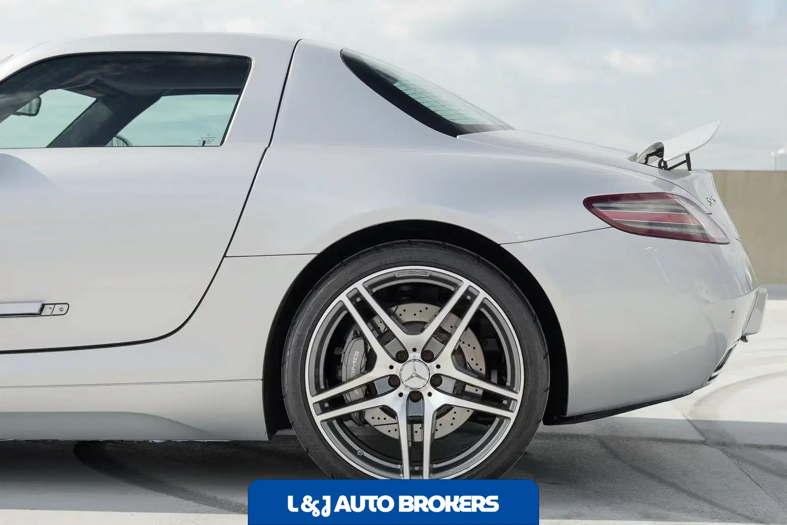 2011 Mercedes-Benz SLS AMG