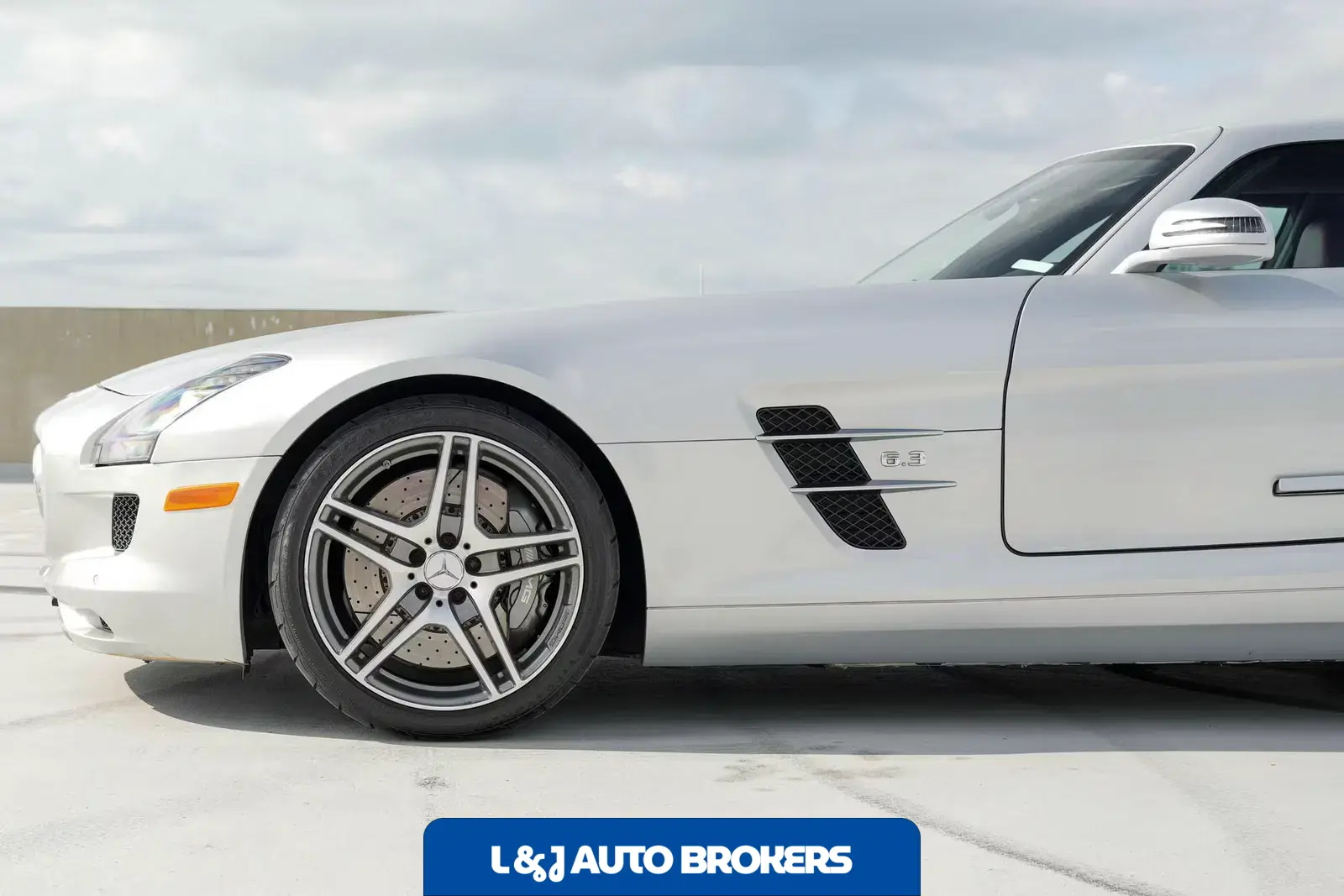 2011 Mercedes-Benz SLS AMG