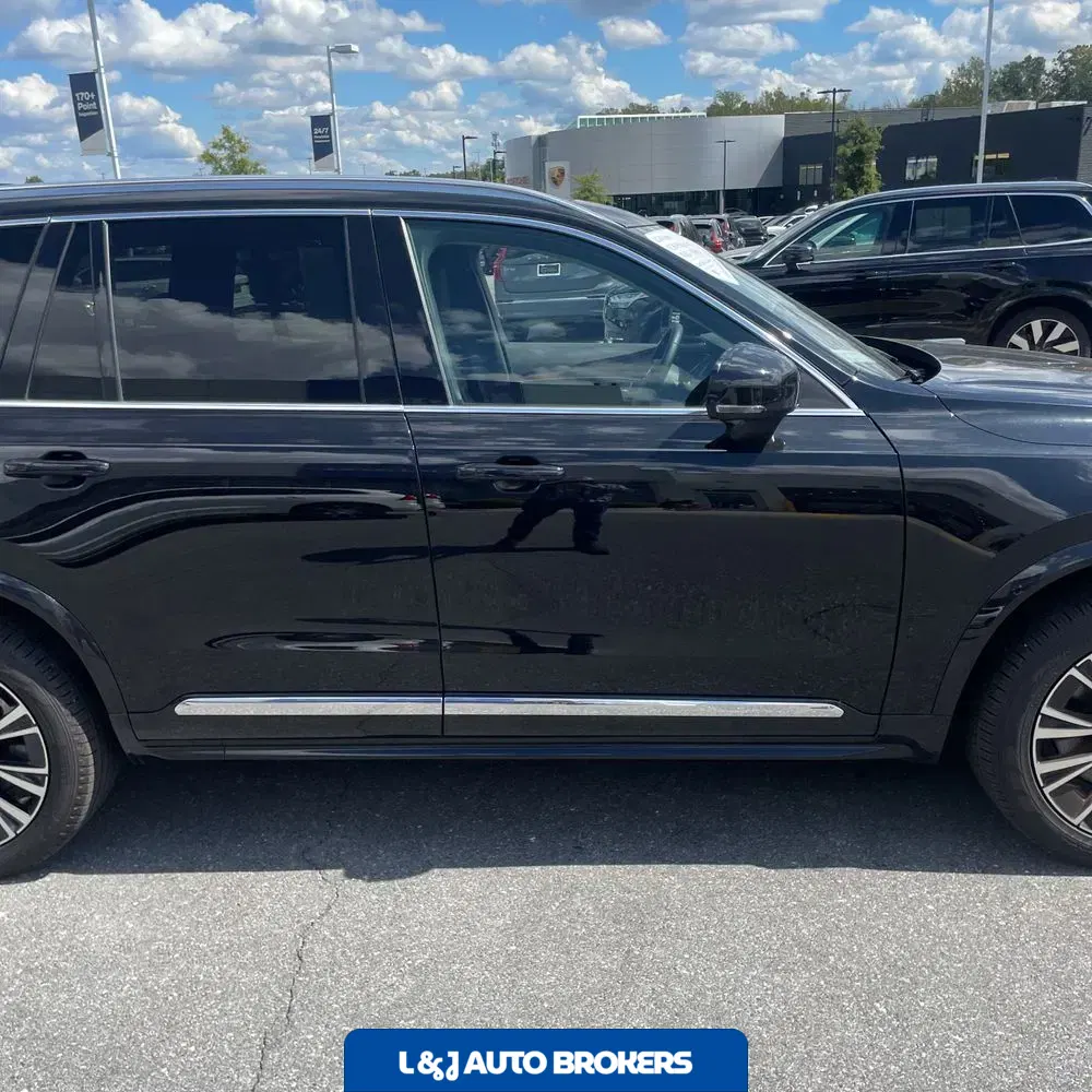 2024 Volvo XC90 T8 - Plus PHEV