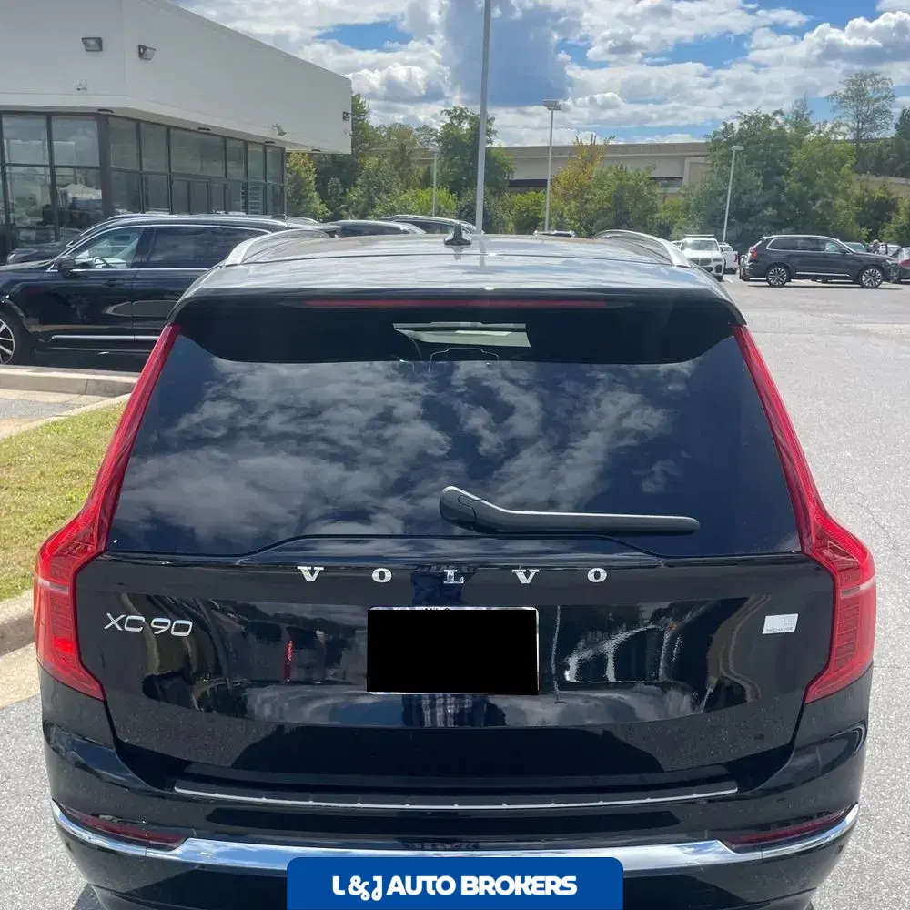 2024 Volvo XC90 T8 - Plus PHEV