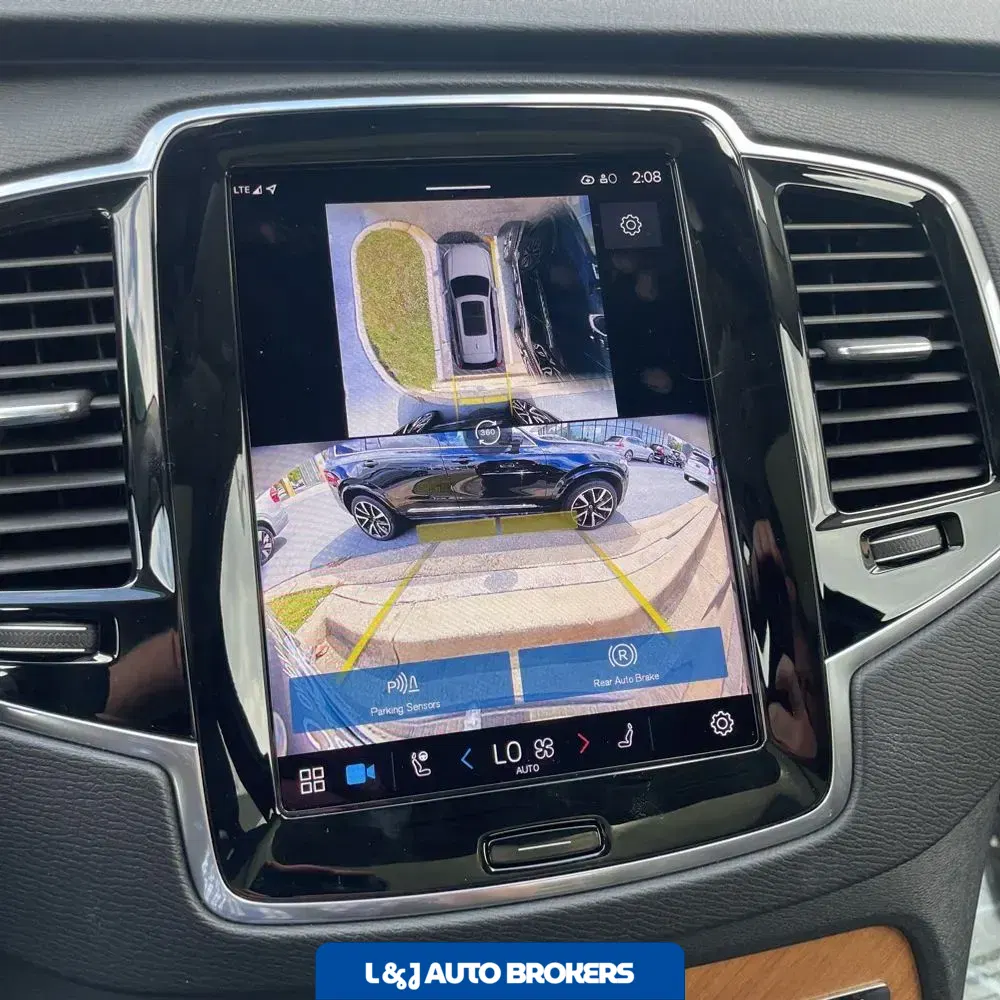 2024 Volvo XC90 T8 - Plus PHEV