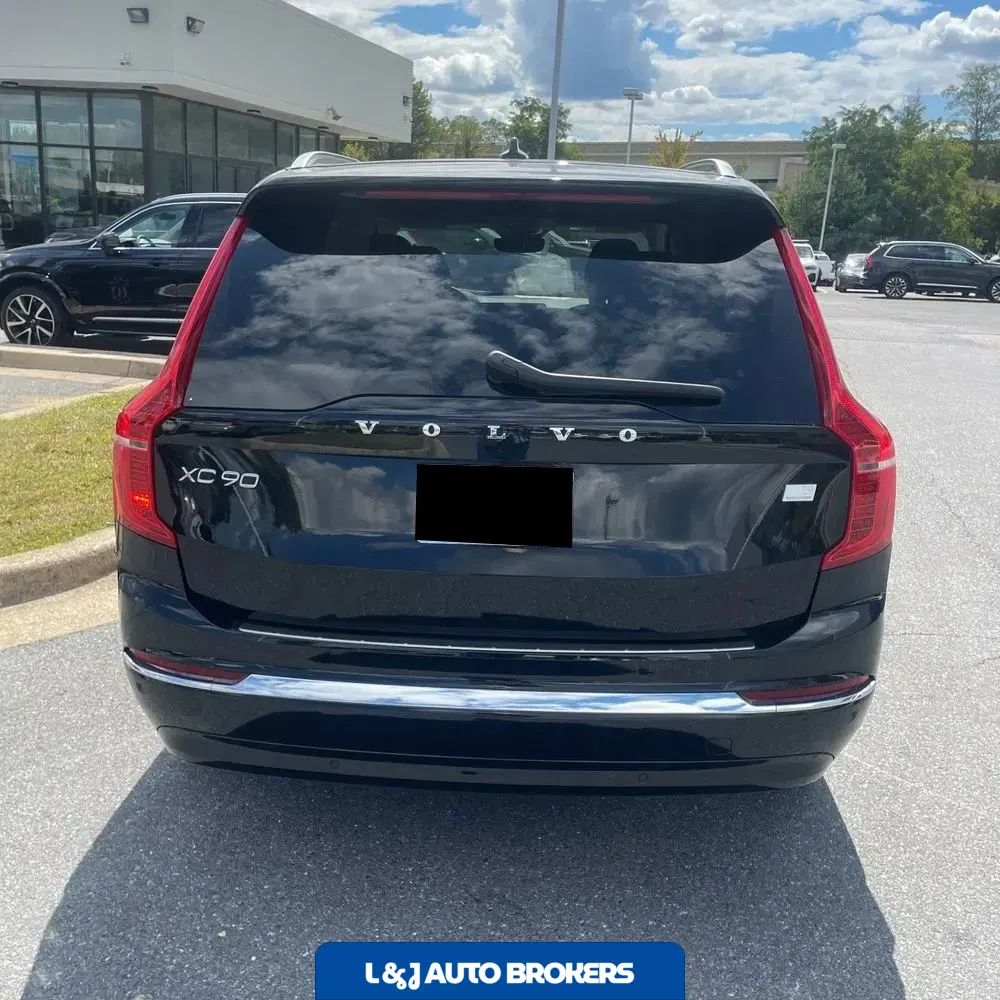 2024 Volvo XC90 T8 - Plus PHEV