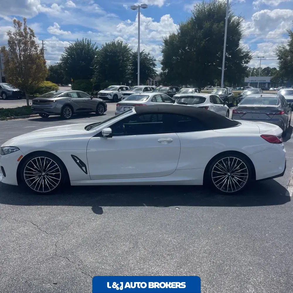 2022 BMW 8-Series 840i