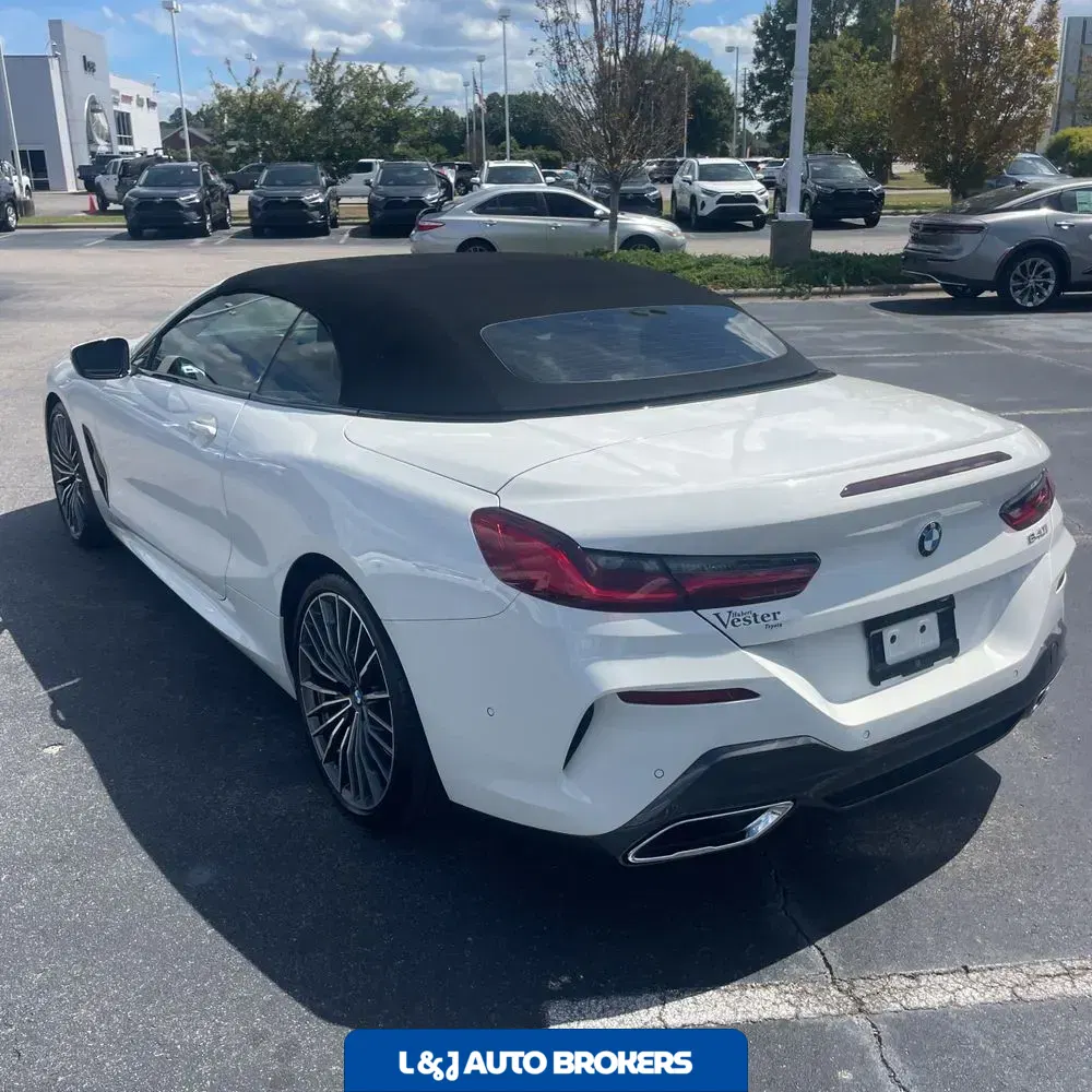 2022 BMW 8-Series 840i