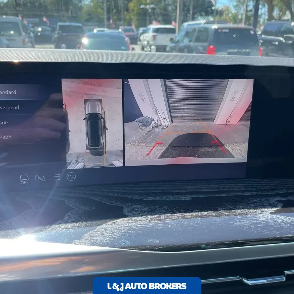 2025 Cadillac Escalade IQ Sport 1