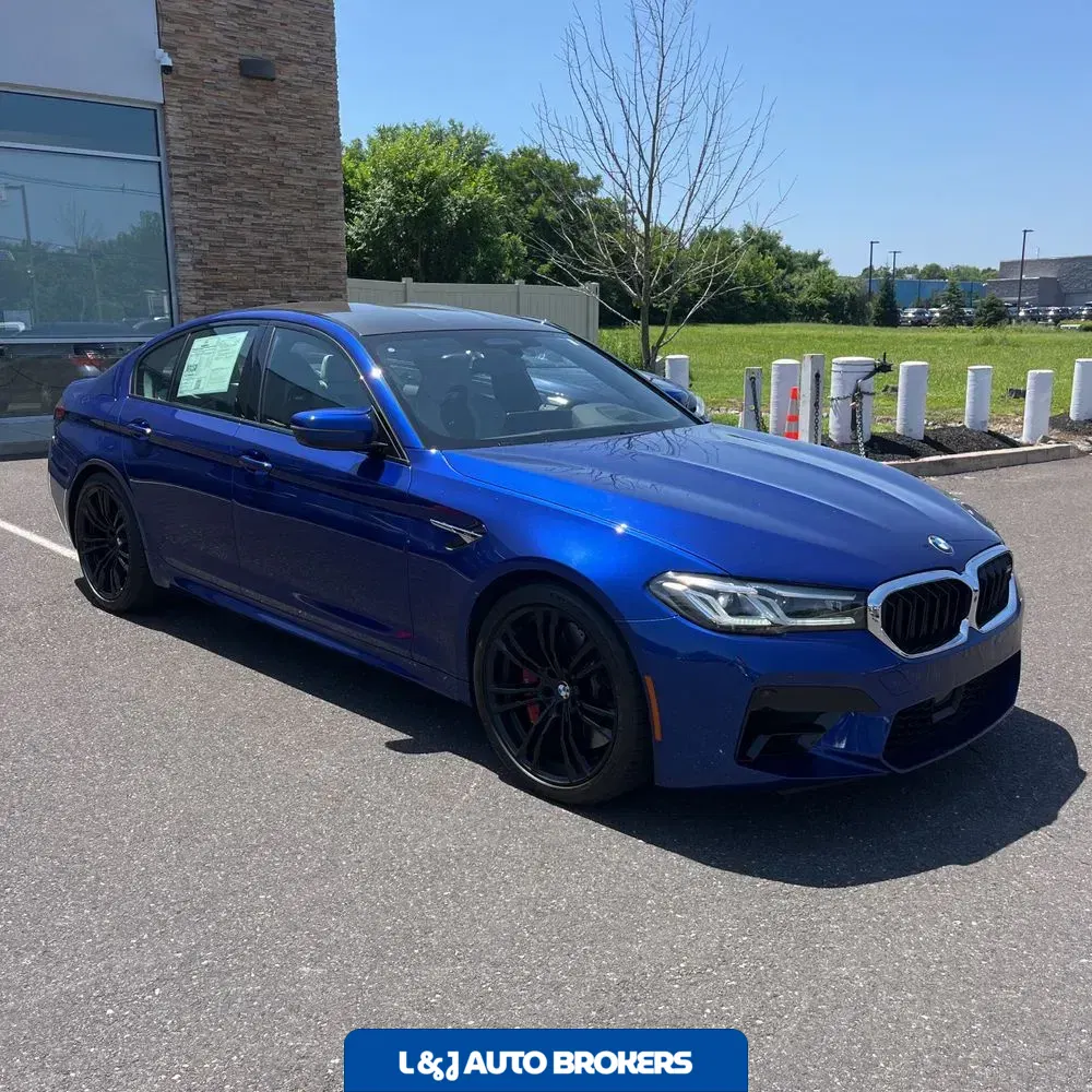2022 BMW M5 Base
