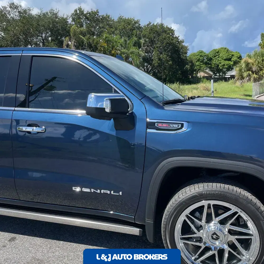 2023 GMC Sierra 1500 Denali