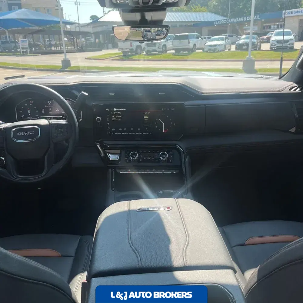 2025 GMC Sierra 2500HD AT4