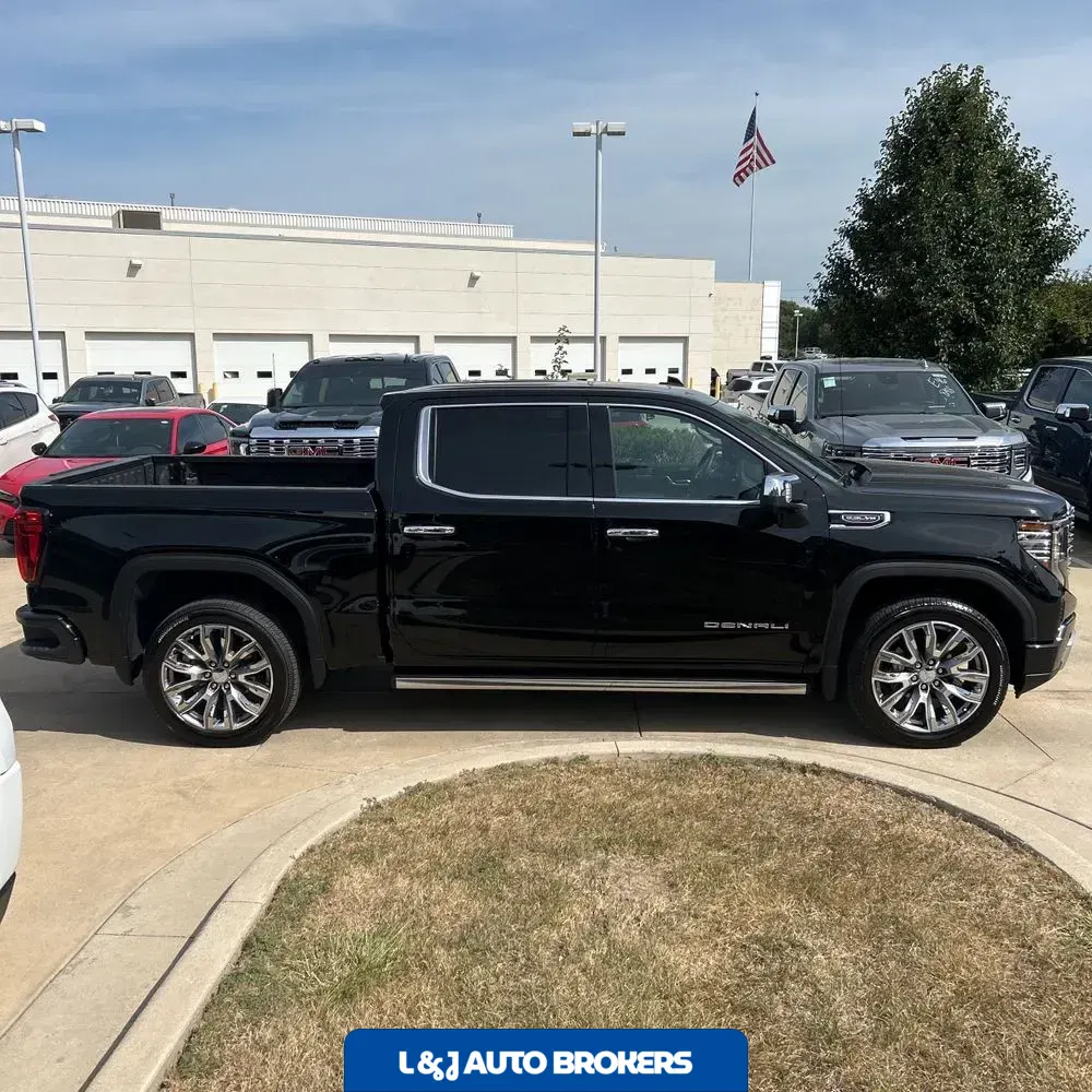 2025 GMC Sierra 1500 Denali