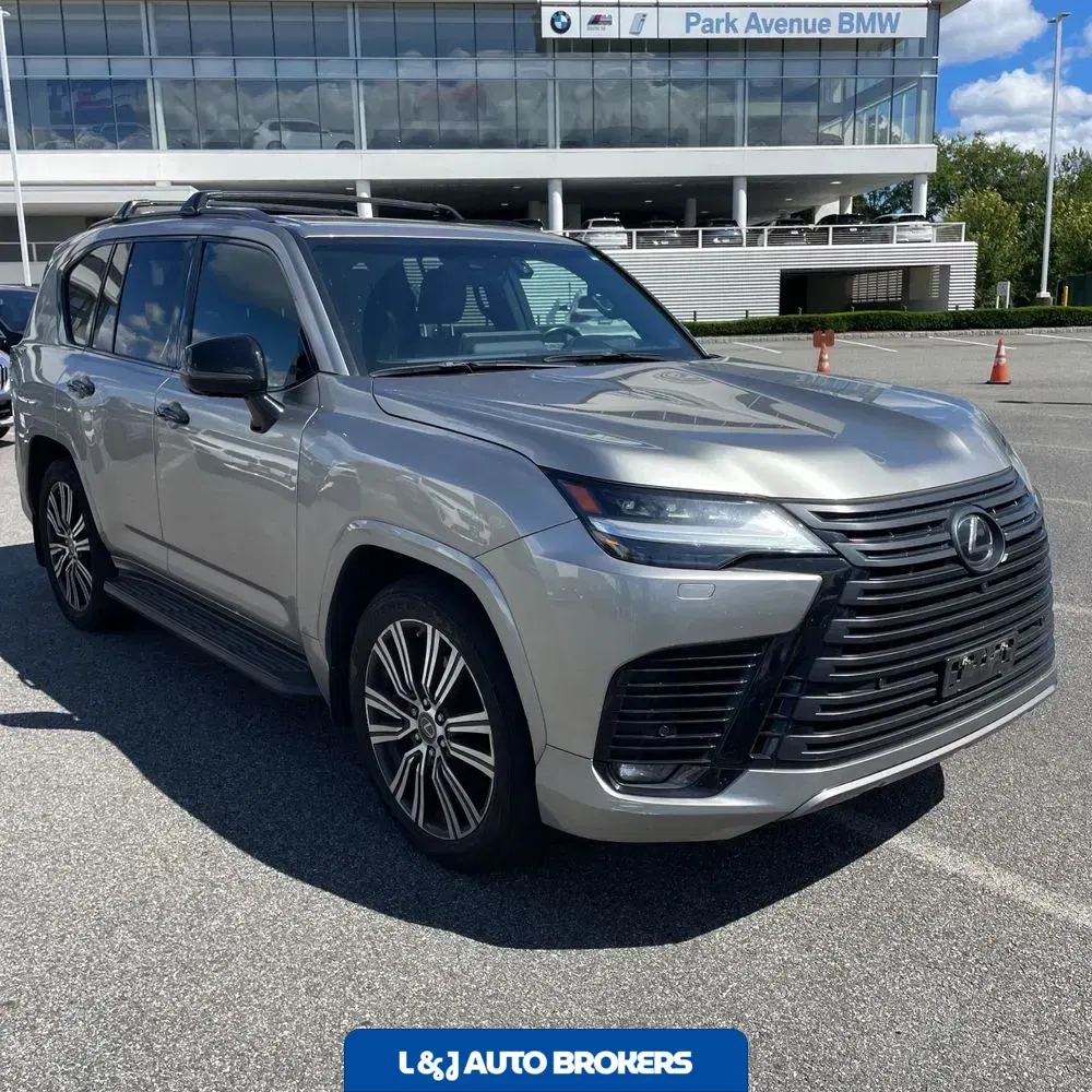 2023 Lexus LX 600 Luxury