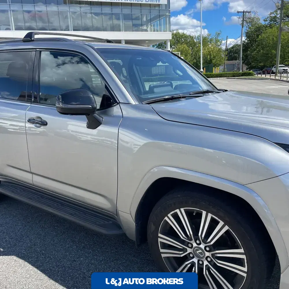 2023 Lexus LX 600 Luxury