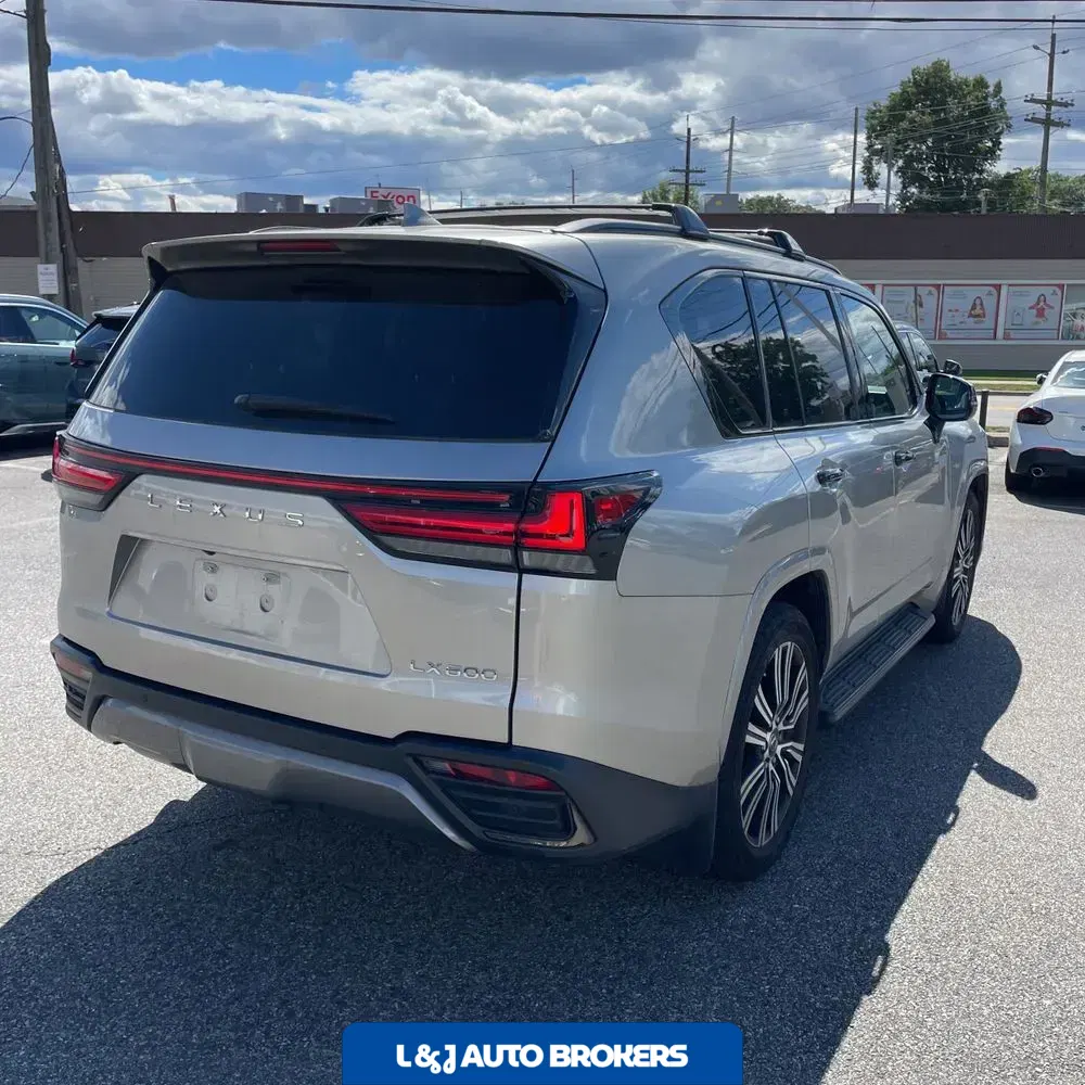 2023 Lexus LX 600 Luxury