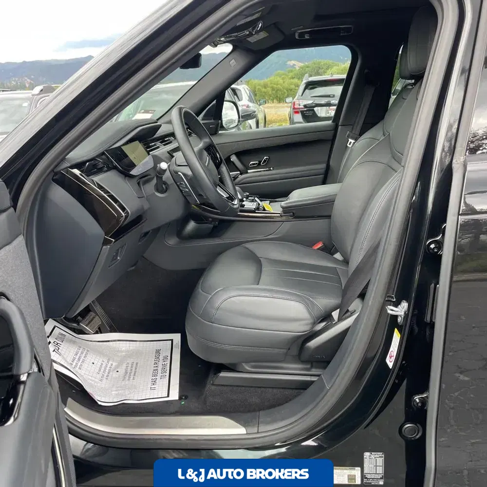 2023 Land Rover Range Rover Sport SE DYN