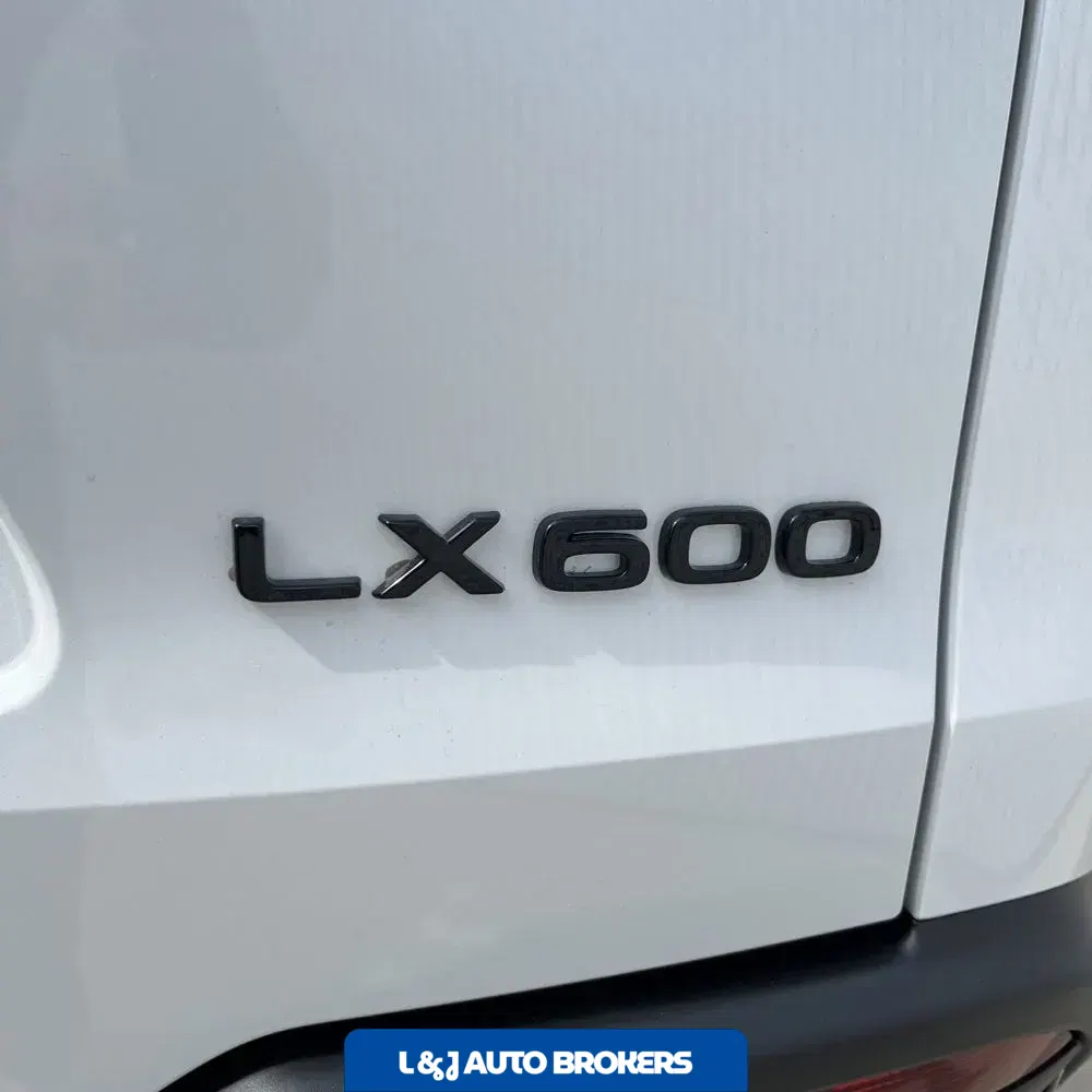 2025 Lexus LX-Series LX600 Premium