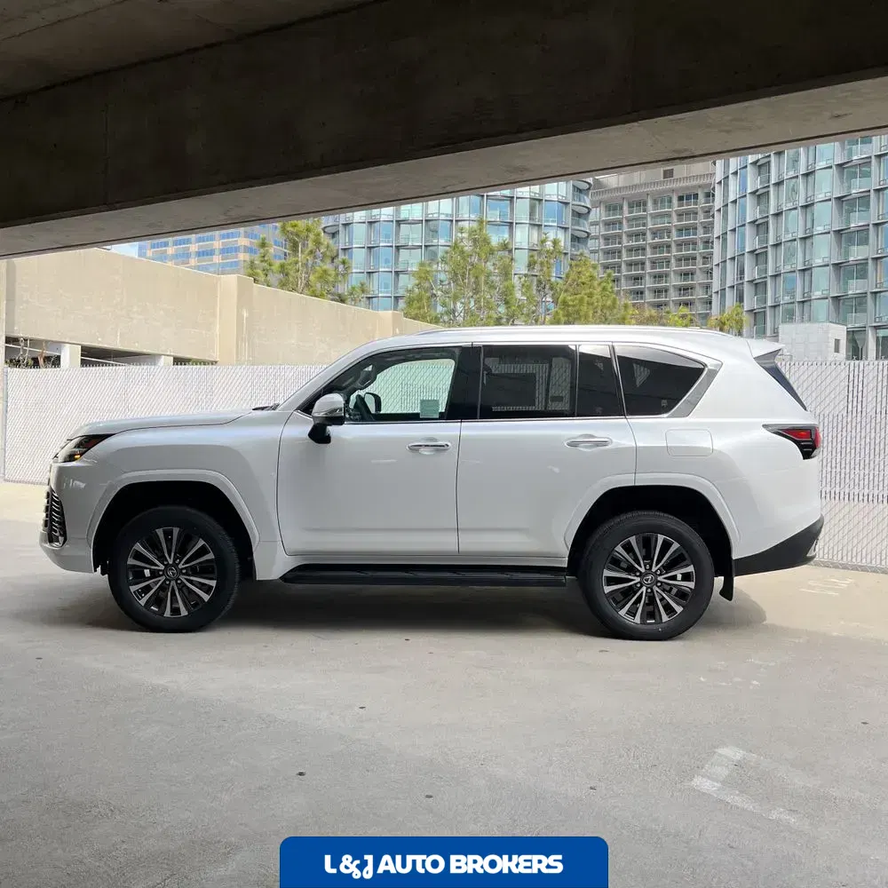 2025 Lexus LX-Series LX600 Premium
