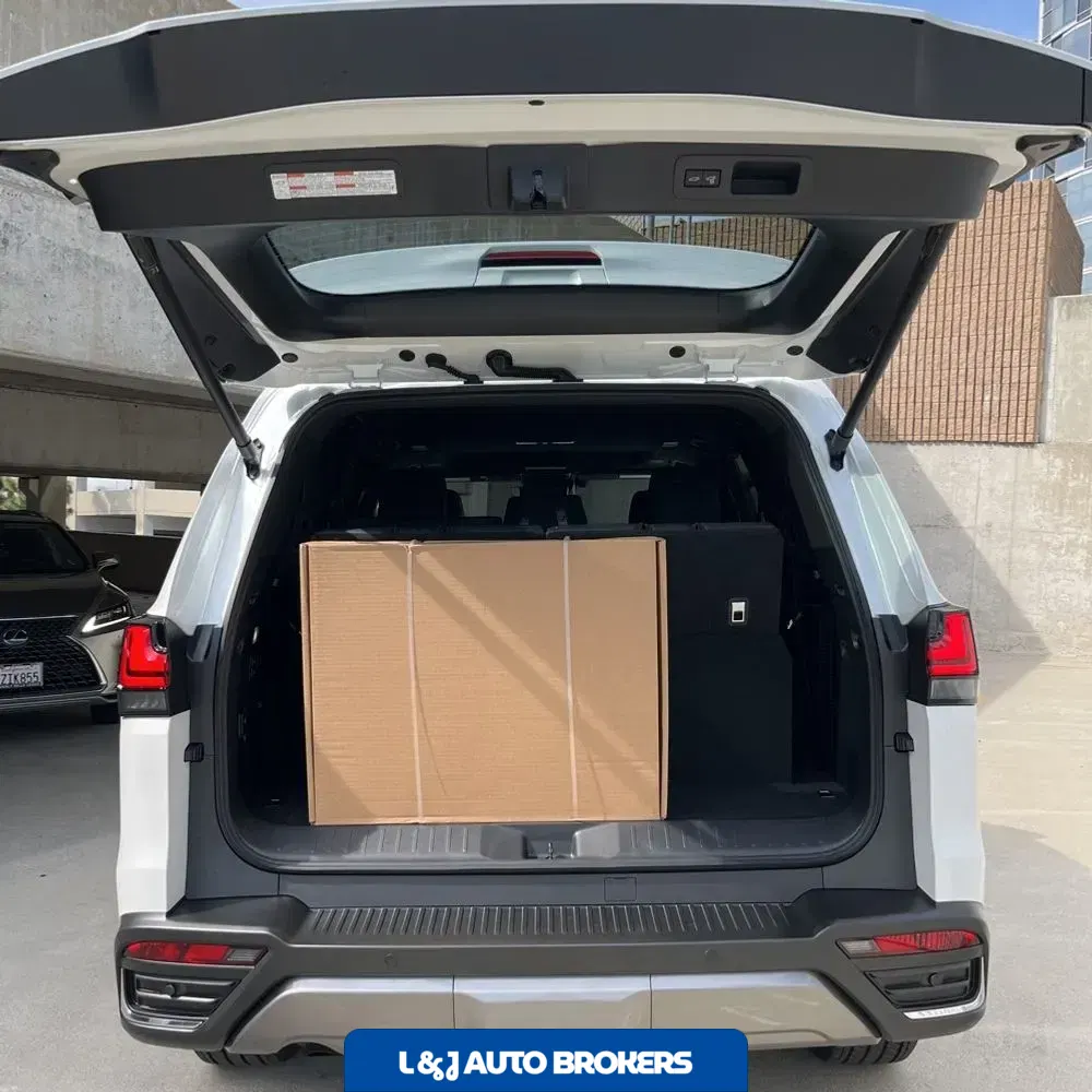 2025 Lexus LX-Series LX600 Premium