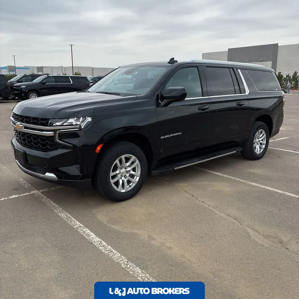 2024 Chevrolet Suburban LS