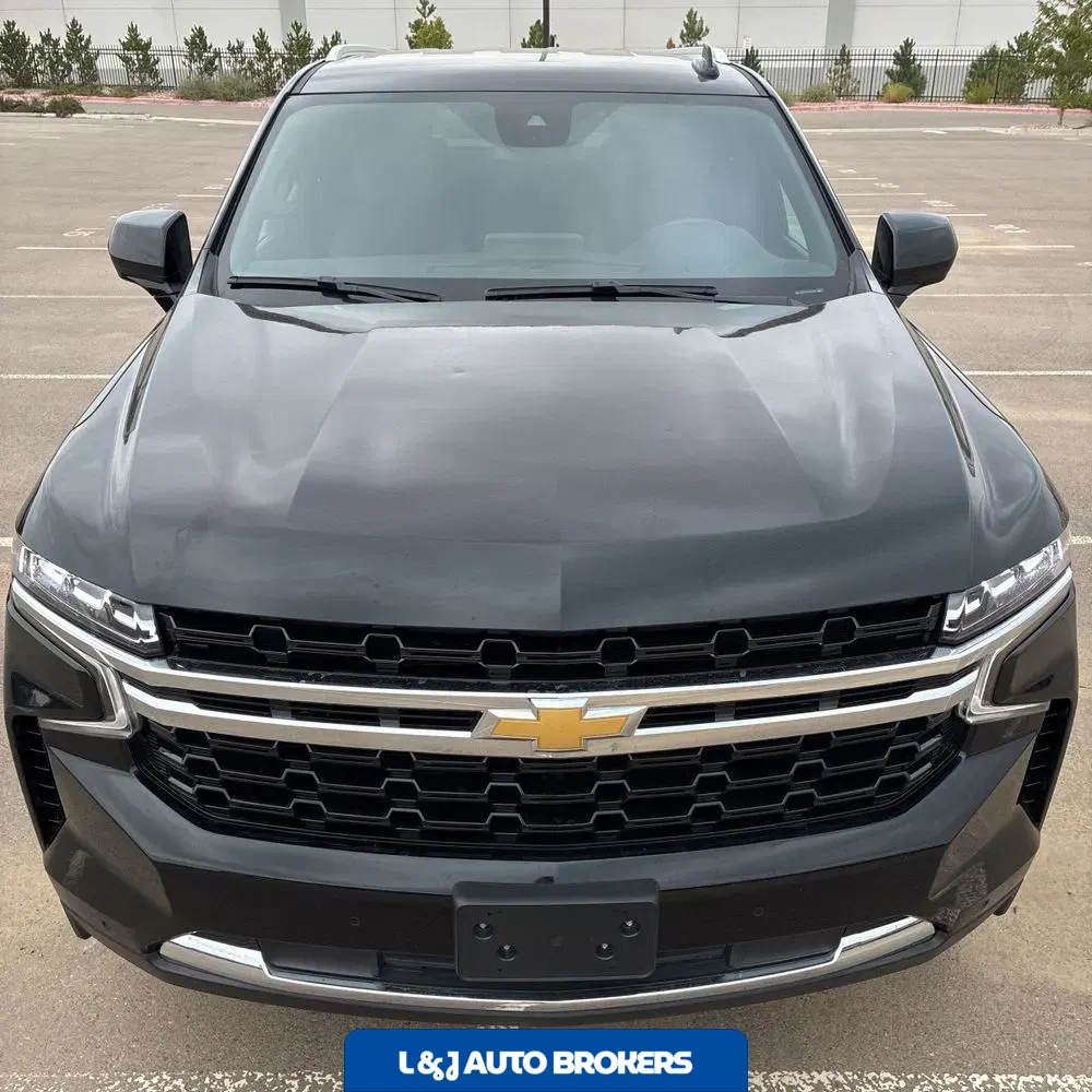 2024 Chevrolet Suburban LS