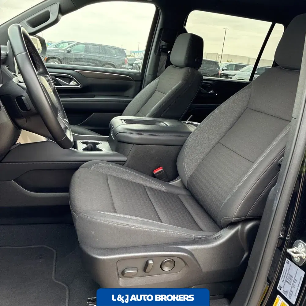 2024 Chevrolet Suburban LS