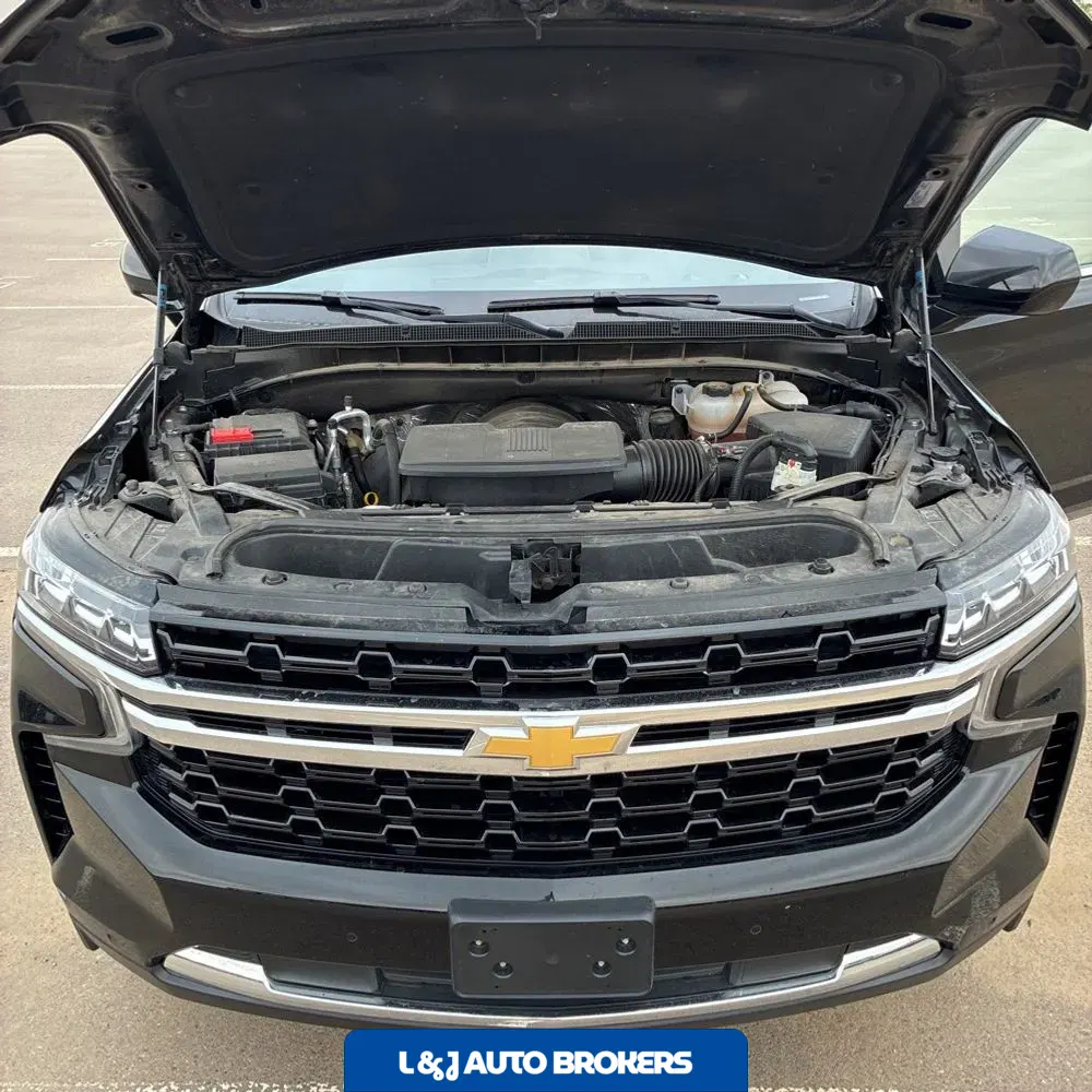 2024 Chevrolet Suburban LS