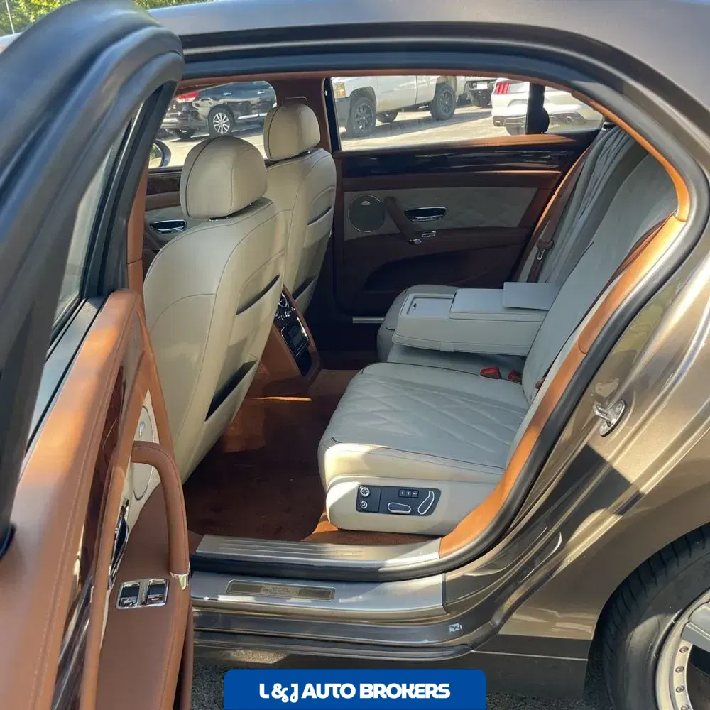 2014 Bentley Flying Spur Base