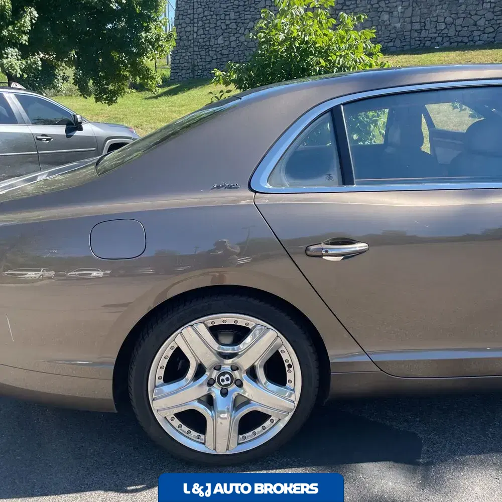 2014 Bentley Flying Spur Base