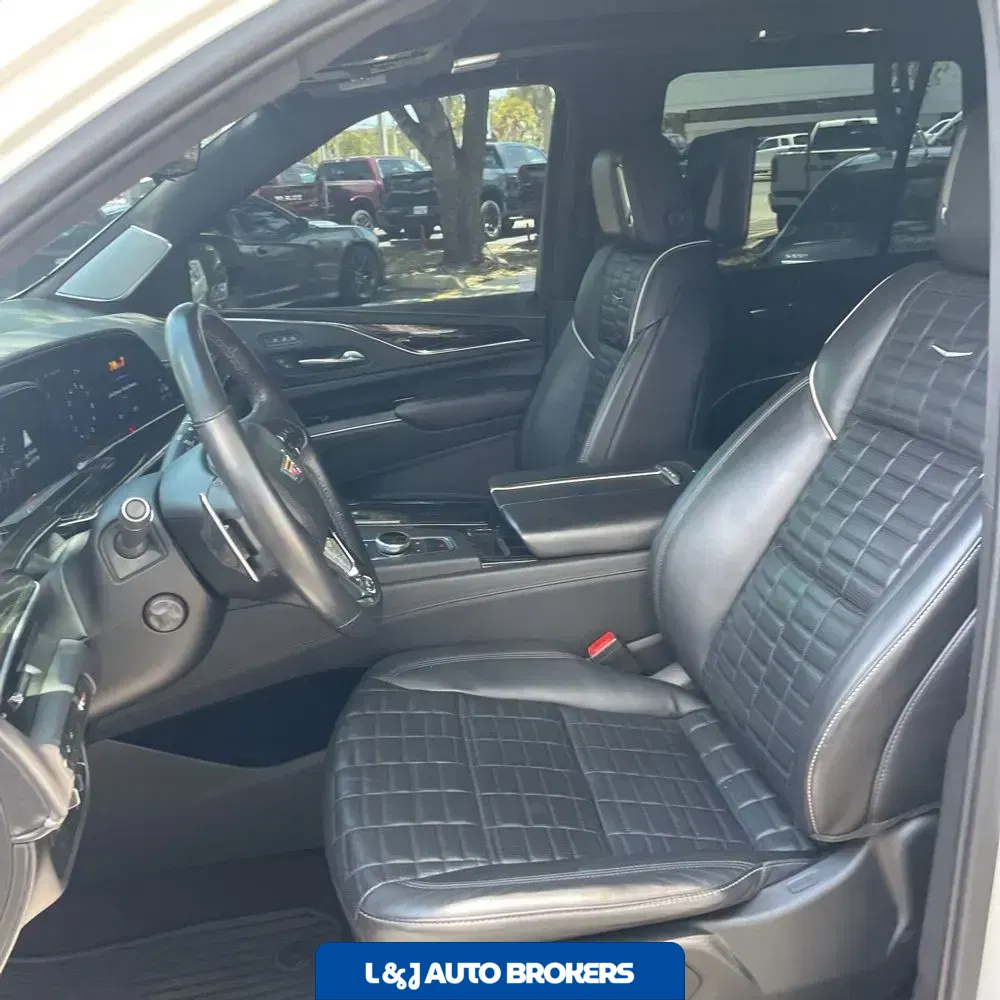 2023 Cadillac Escalade-V Base