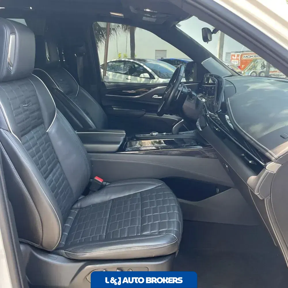 2023 Cadillac Escalade-V Base