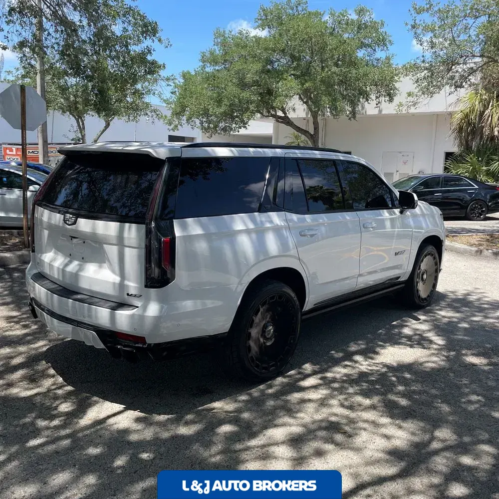 2023 Cadillac Escalade-V Base