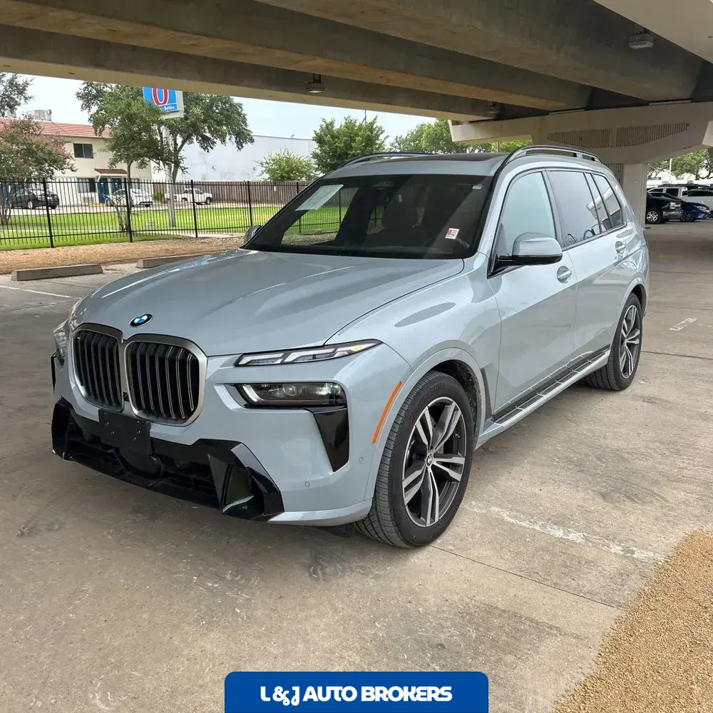 2025 BMW X7 XDrive40i