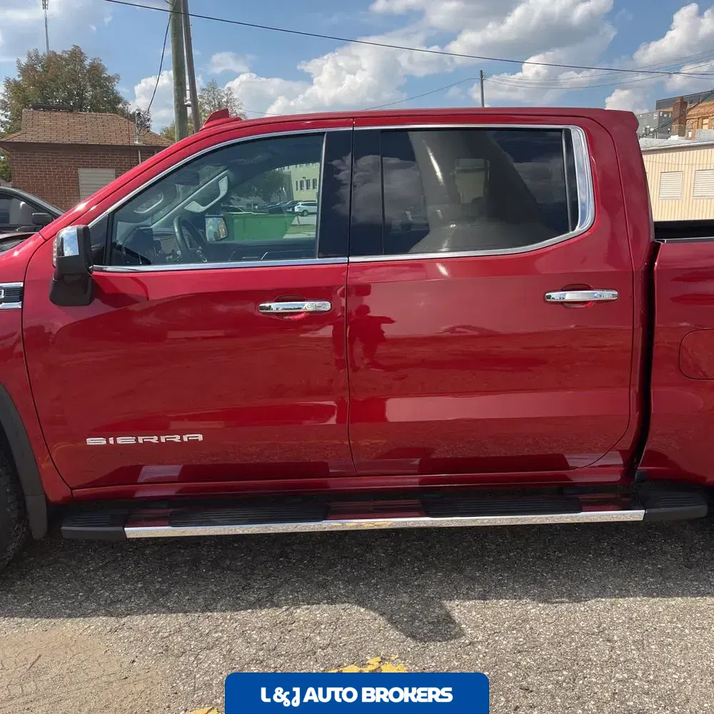 2024 GMC Sierra 1500 SLT