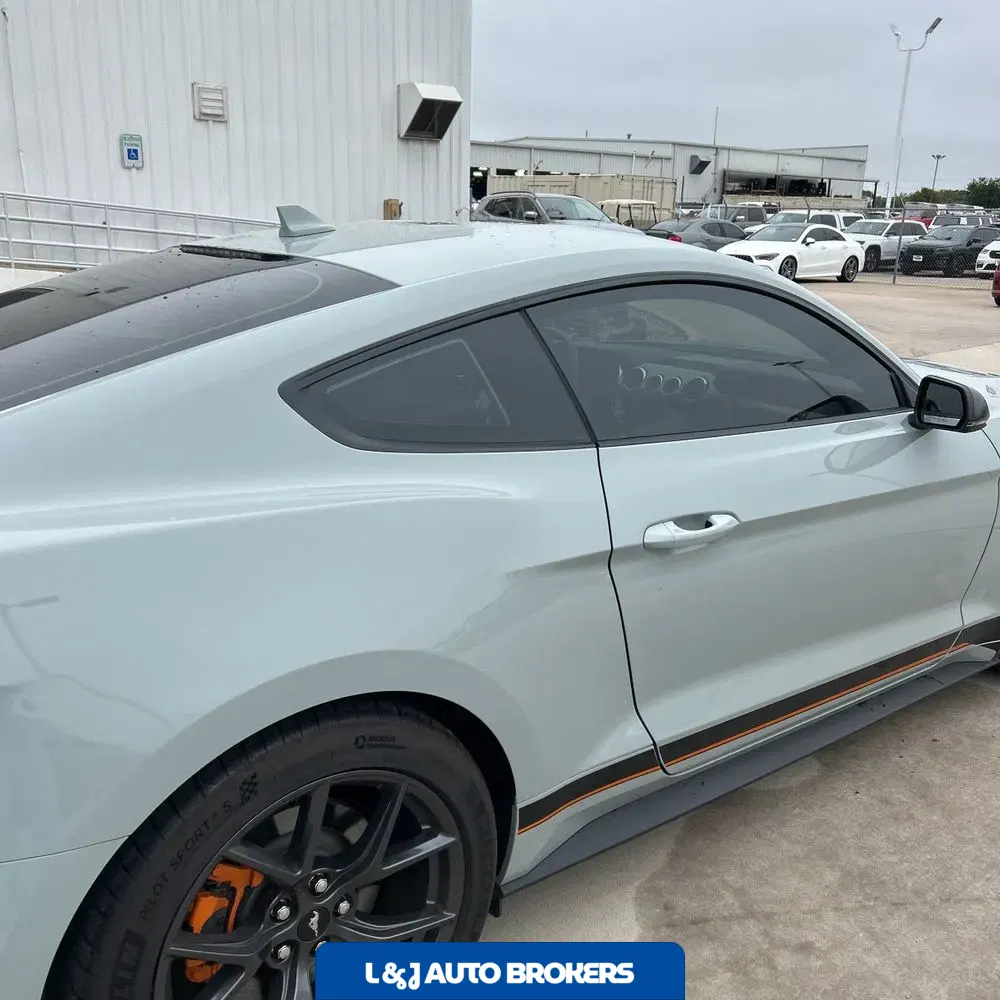 2022 Ford Mustang Mach 1