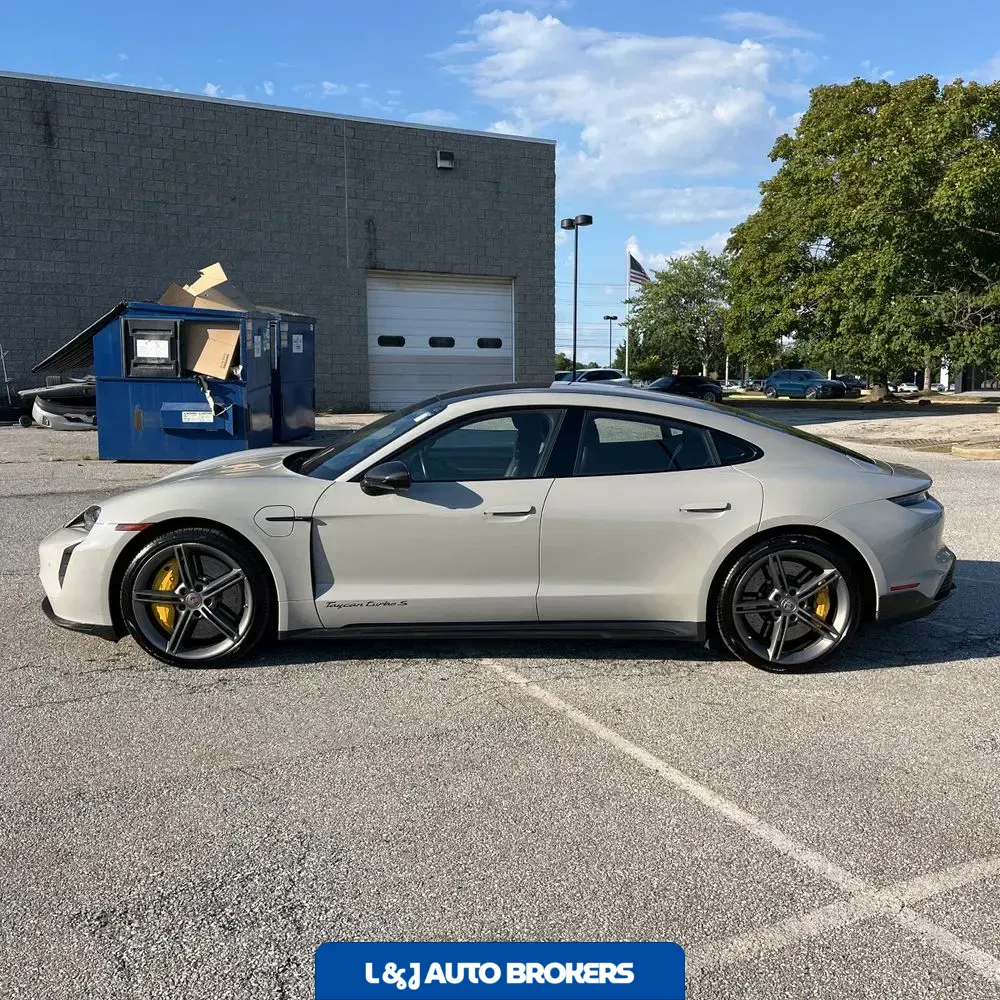 2021 Porsche Taycan Turbo S