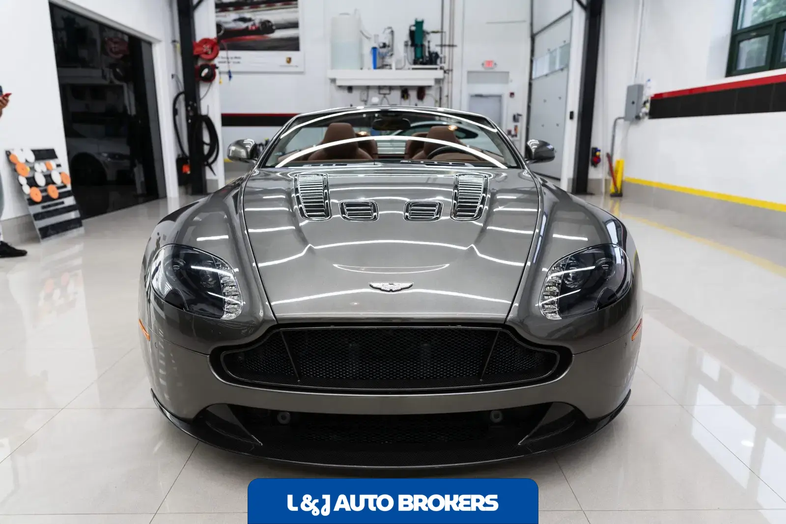 2017 Aston Martin V12 Vantage S Roadster 7-Speed