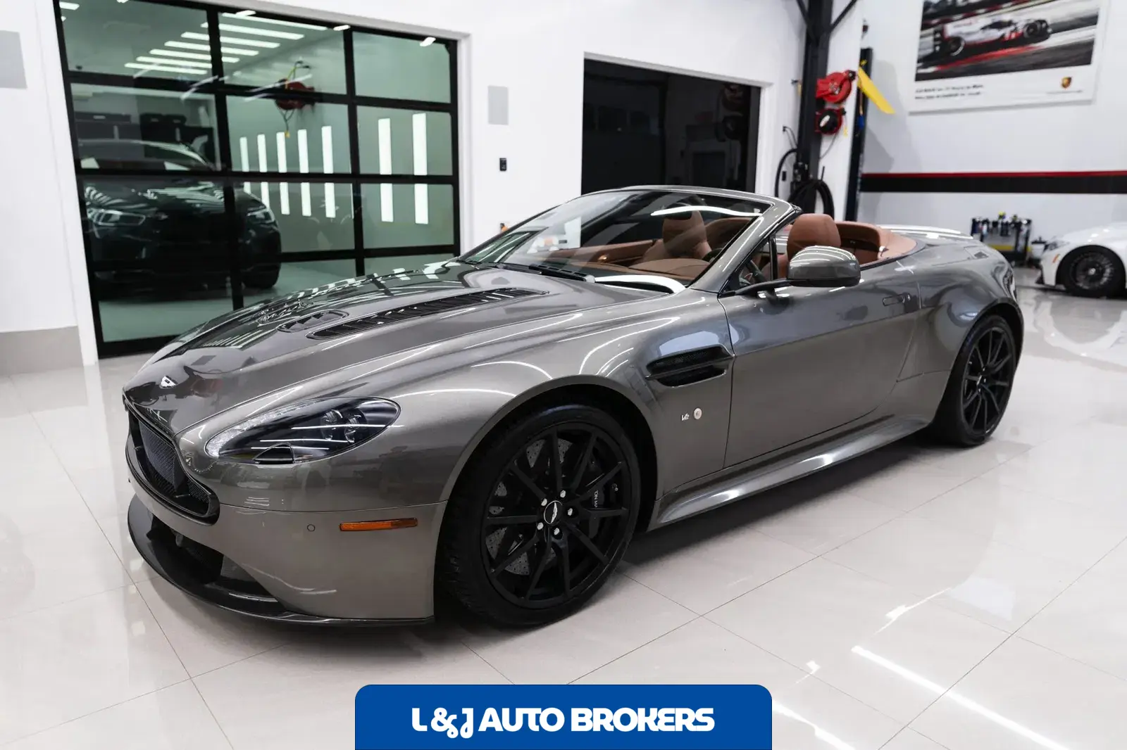 2017 Aston Martin V12 Vantage S Roadster 7-Speed