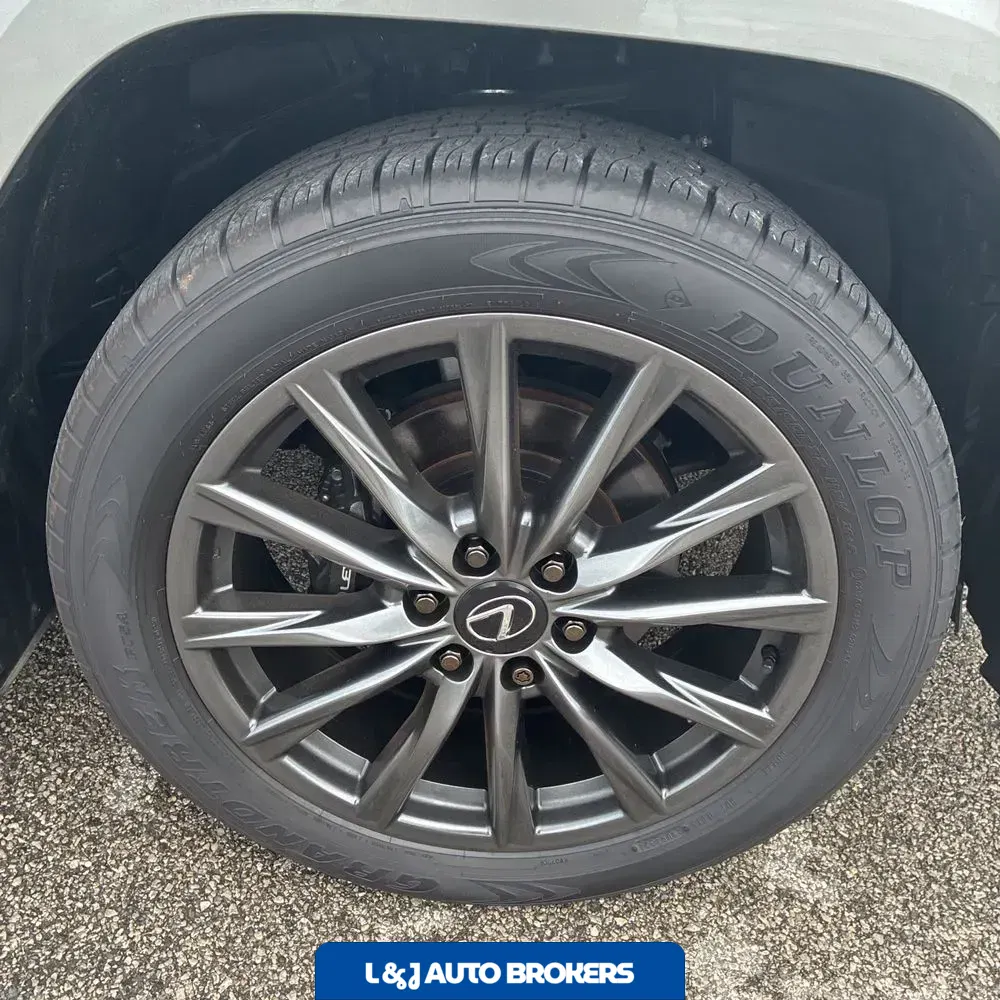 2024 Lexus LX 600 F SPORT Handling