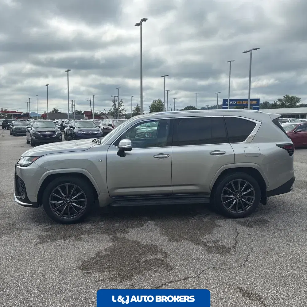 2024 Lexus LX 600 F SPORT Handling