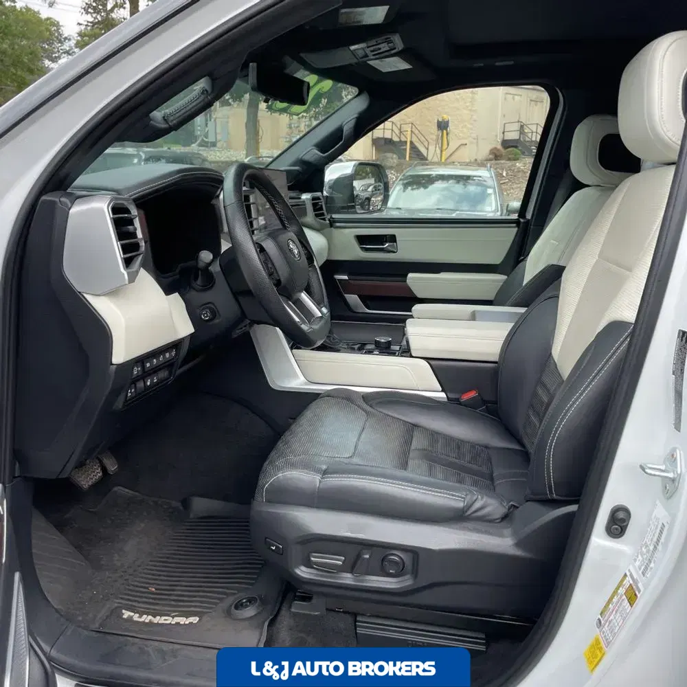 2023 Toyota Tundra Capstone HV
