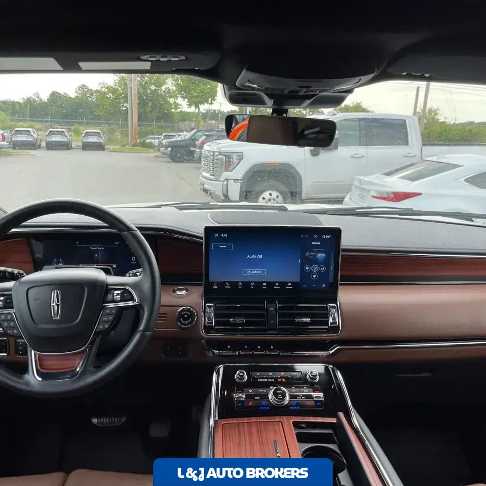 2024 Lincoln Navigator Reserve