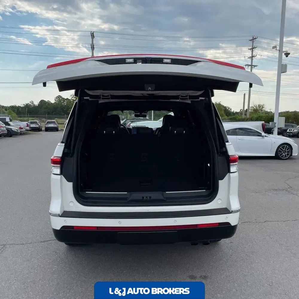 2024 Lincoln Navigator Reserve