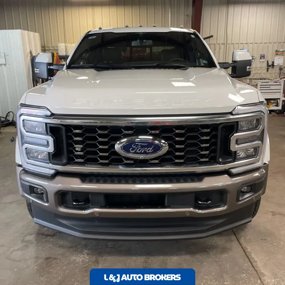 2023 Ford F-450 Super Duty King Ranch