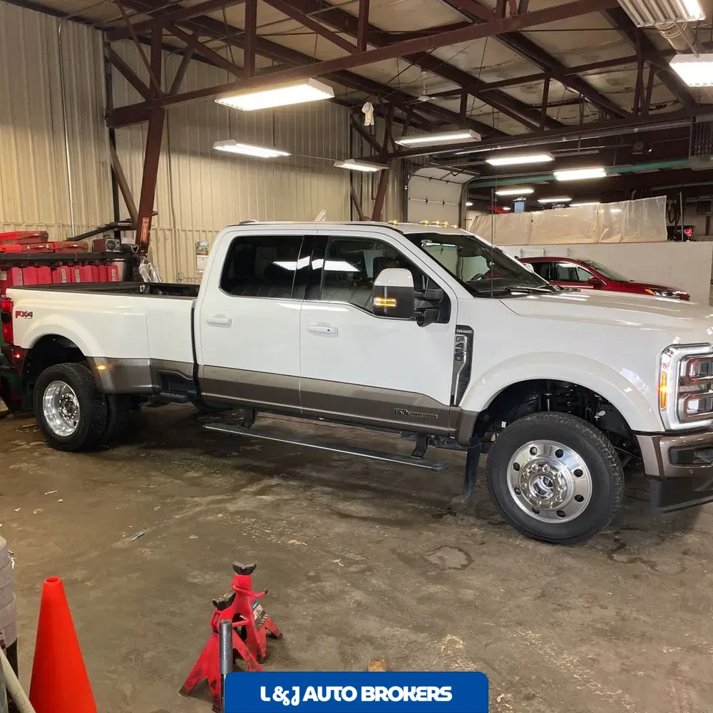 2023 Ford F-450 Super Duty King Ranch